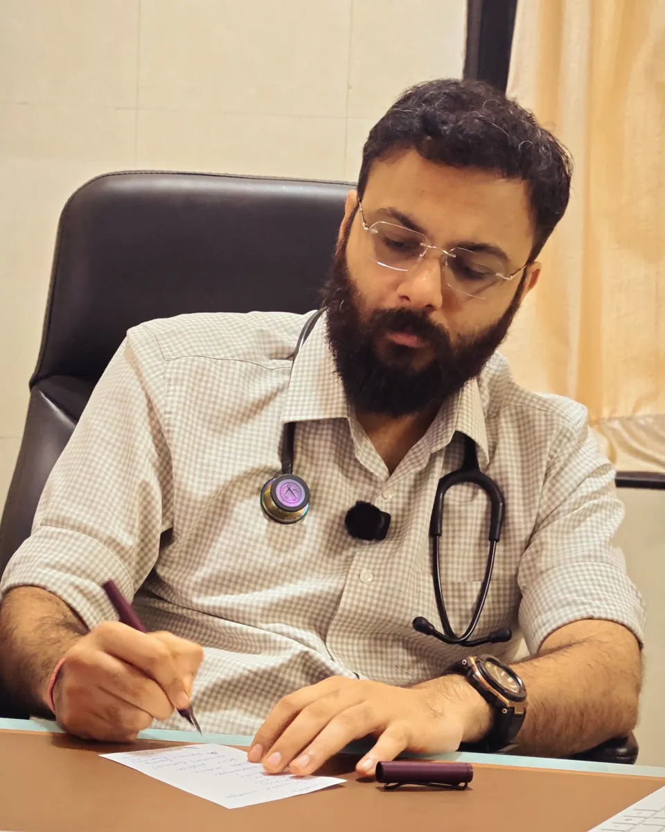 डॉ. अभिषेक बोरले